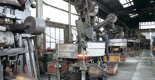 ボルト製作　フリクションプレス