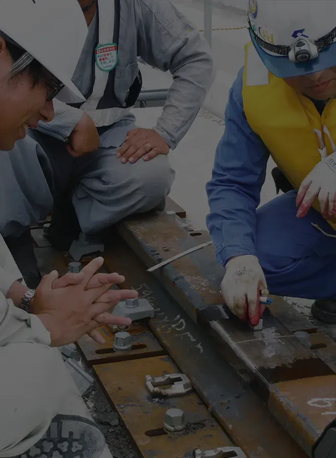 レール設置工事